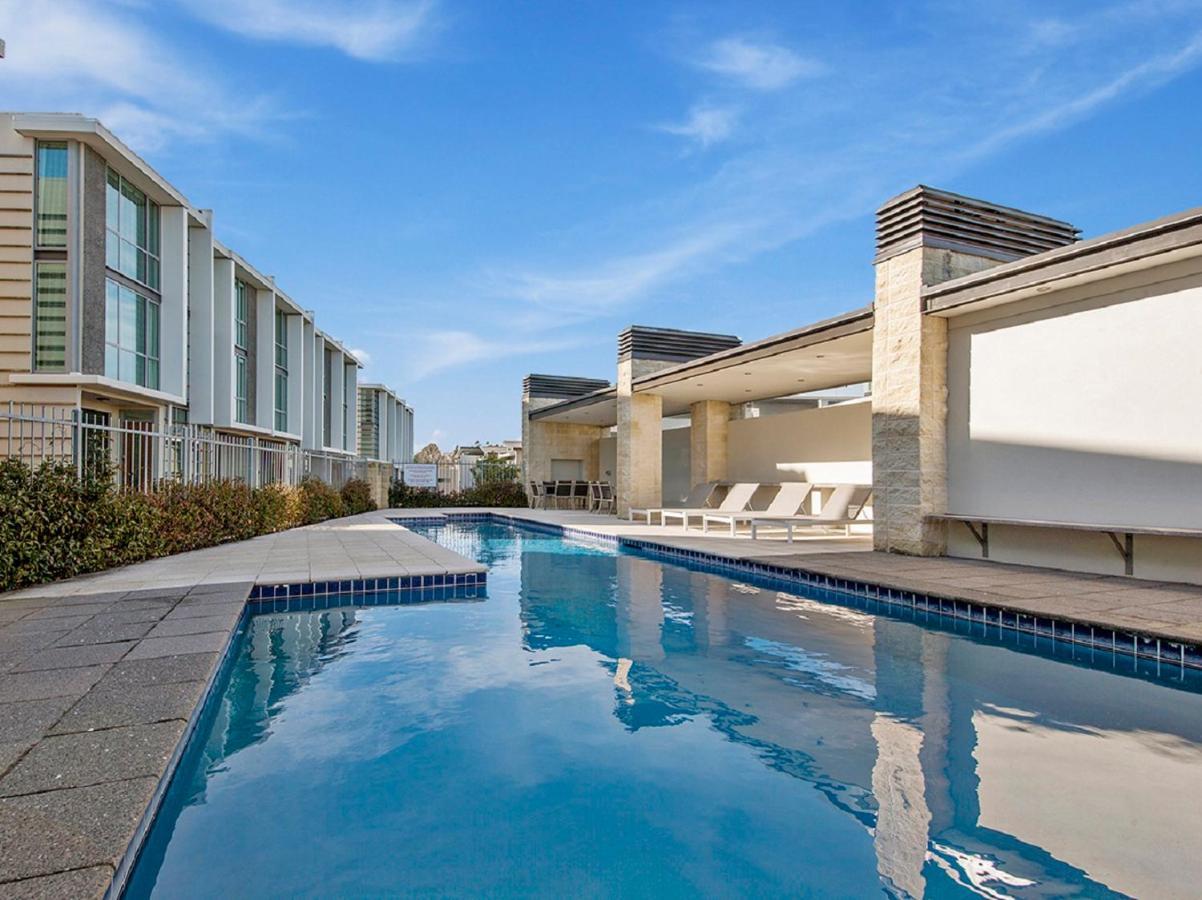 Two Views Taupo Apartment Exterior photo